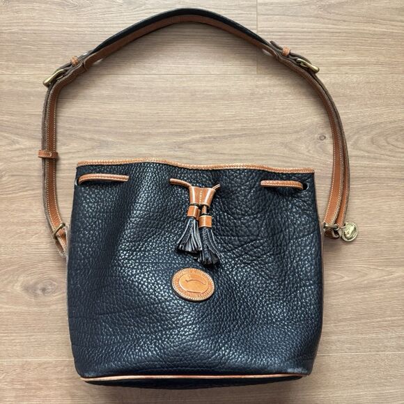 VTG 80s Dooney & Bourke All Weather Leather Drawstring Bucket Bag Black Tan USA - Picture 14 of 14